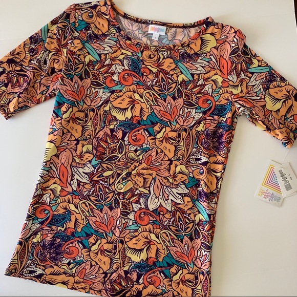 Lularoe Gigi Top NWT Floral summer - Picture 1 of 7
